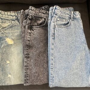 Bundle of 3 H&M Boys Relaxed Jeans - Light Blue, Black, and Blue
